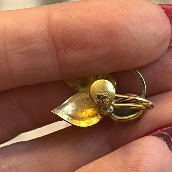 Vintage Delicate Signed 14K Gold Filled Nephrite Jade Stone Leaf Earrings - Picture 2 of 5
